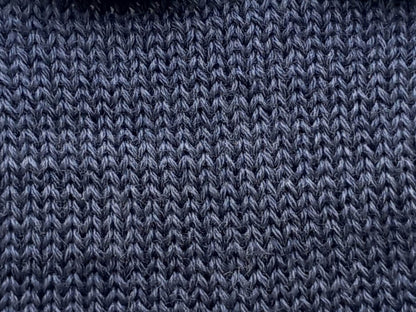 Essenziale – Pantalone in maglia donna in lana merino